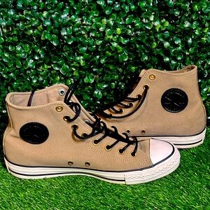 Converse Brown / Tan Men’s Size 8.5 Women’s Size 10.5 - unisex - NWOT Fall Shoes